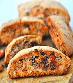 Tozzetti con cioccolata e nocciole