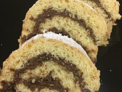 Rotolo alla crema di nocciole